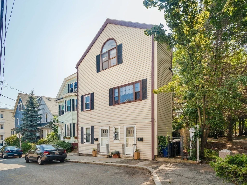 34 Thorndike, Davis Square