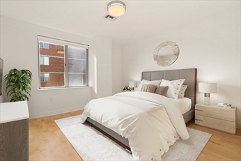 183 Oak St, Newton Upper Falls