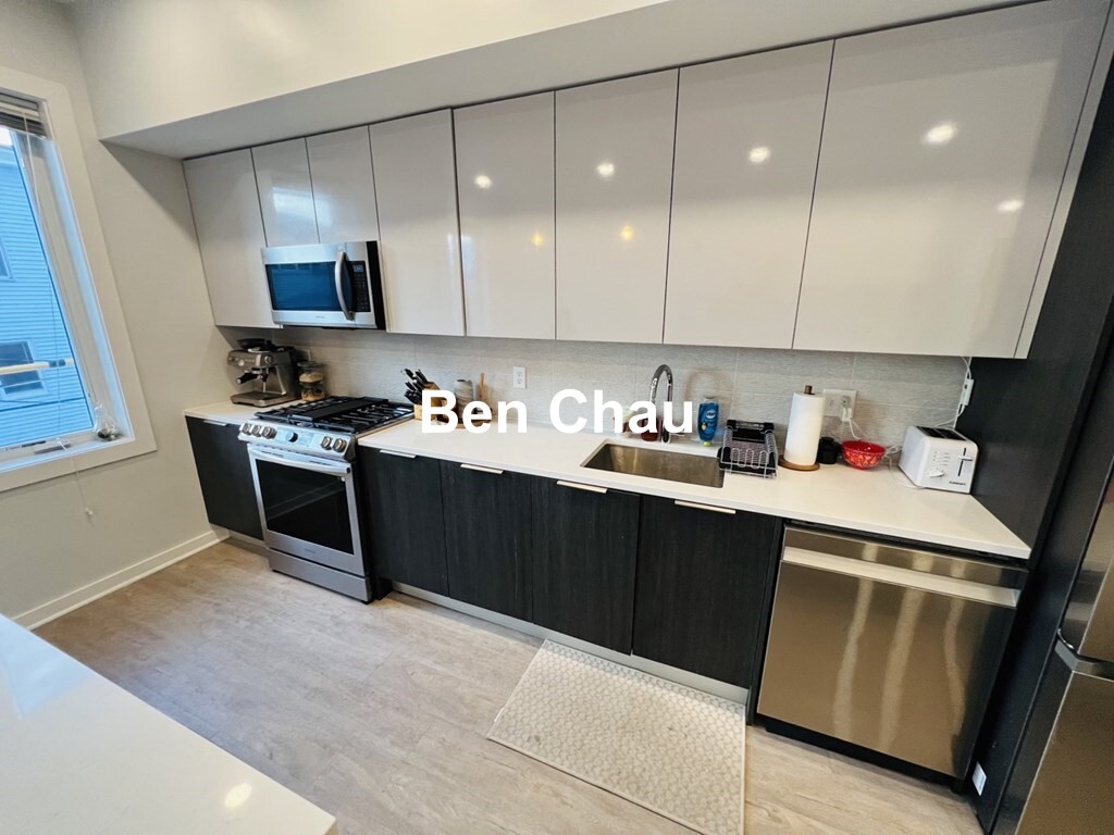 14 Ward St, Ward Two