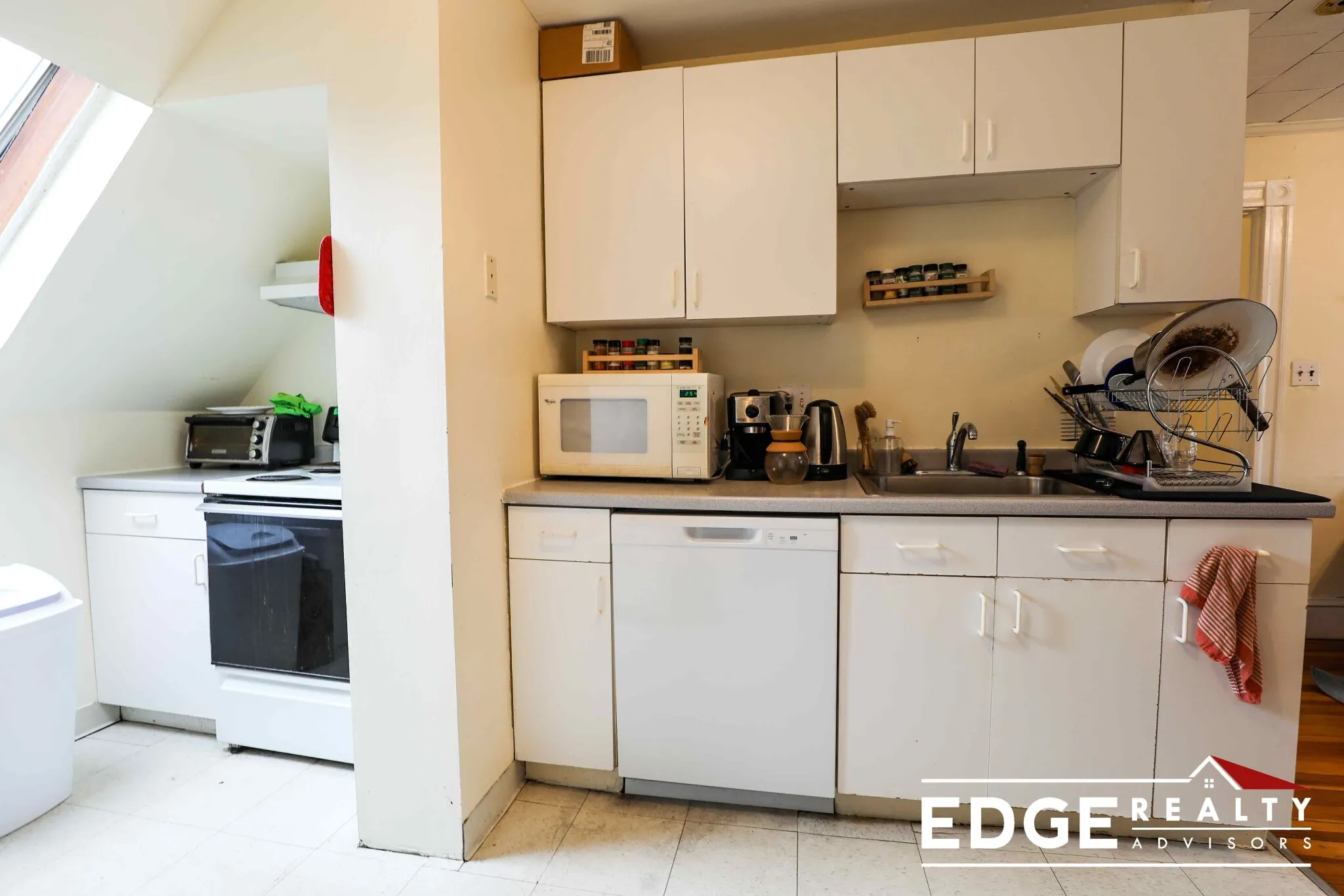 50 Brainerd Rd, Brighton