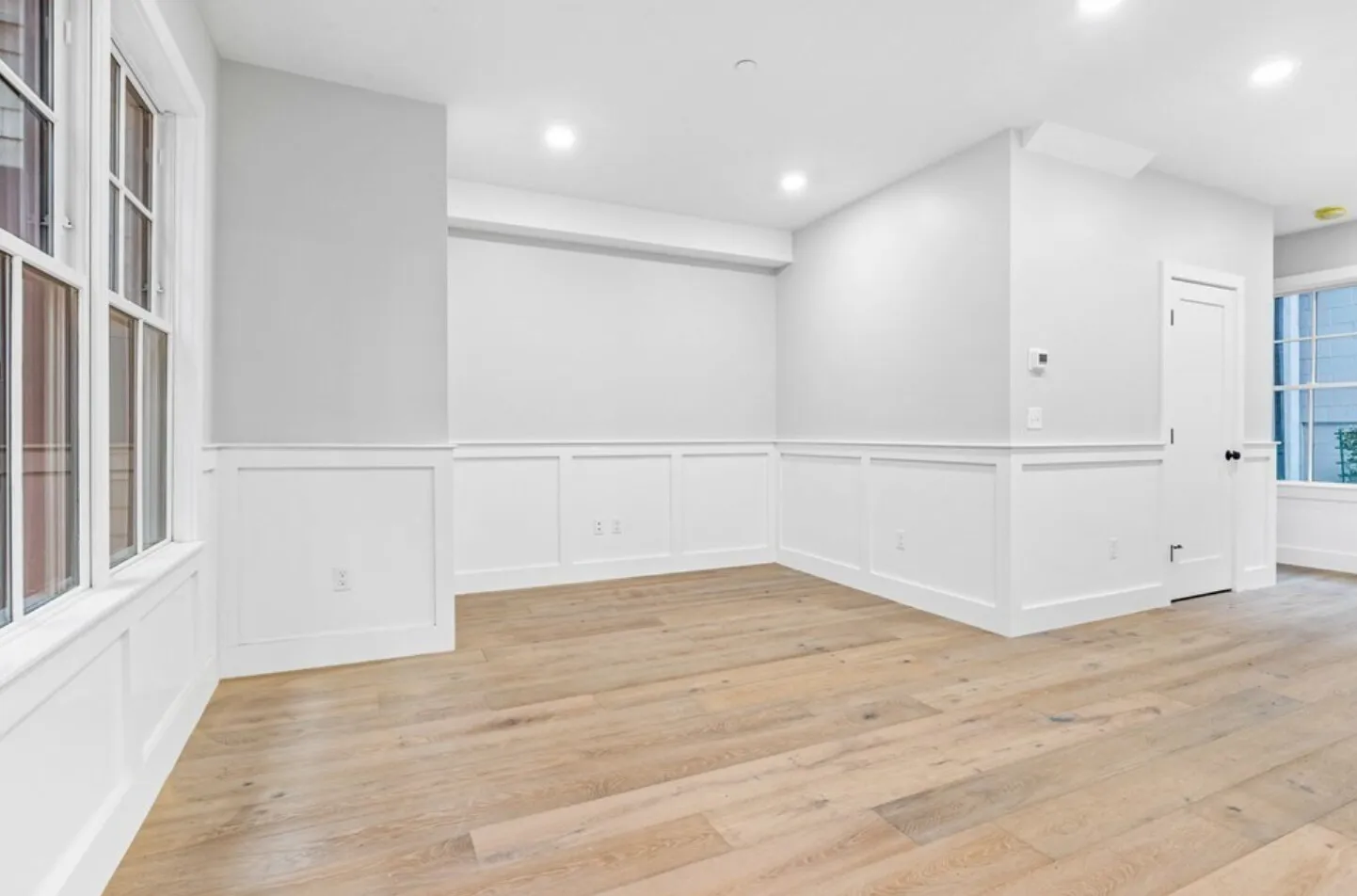 300 Somerville Ave, Ward Two