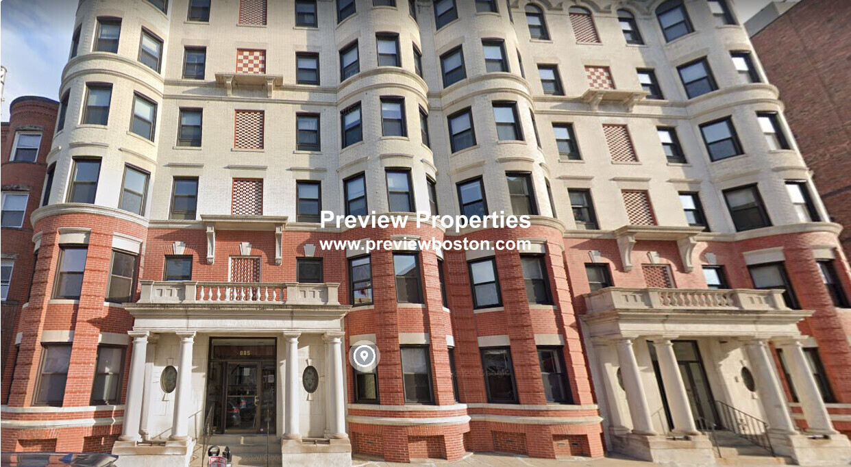 881 Massachusetts Ave, Mid Cambridge