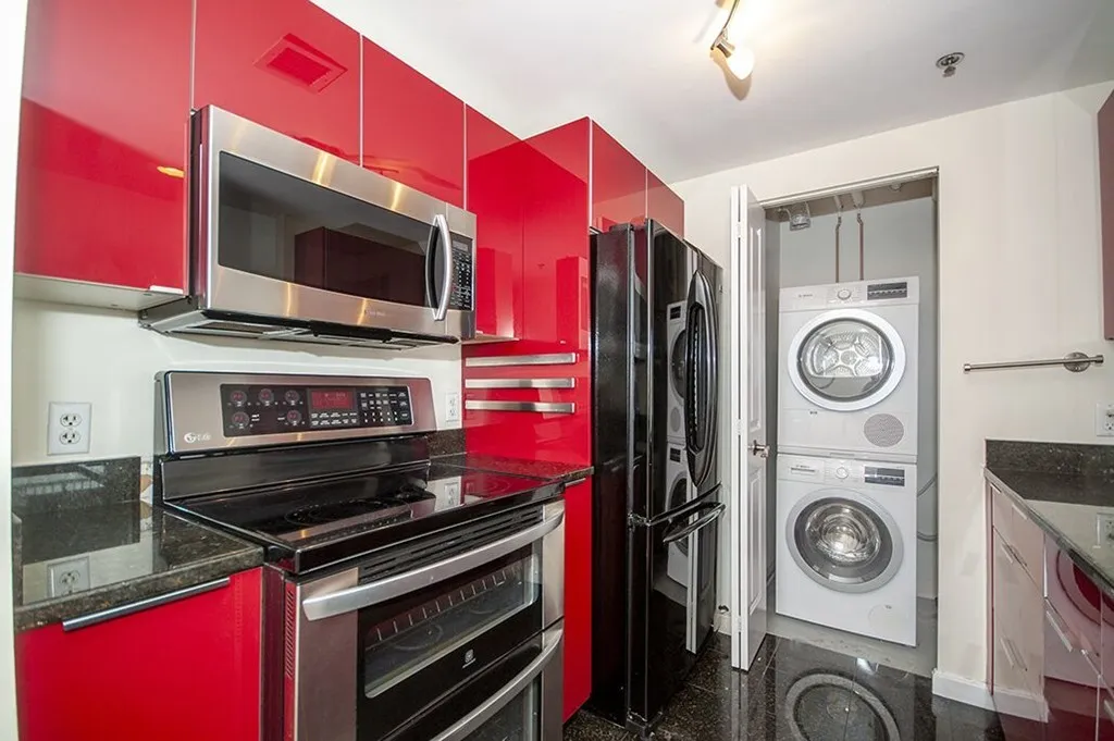 10 Museum Way, East Cambridge