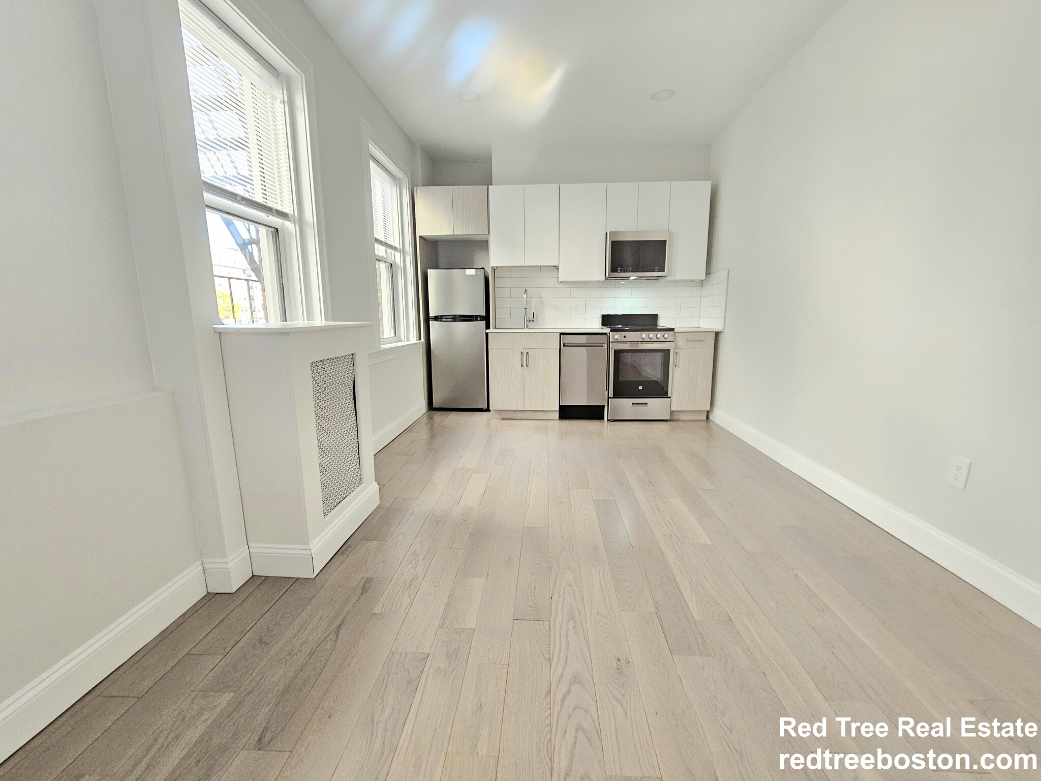 124 Peterborough St, Fenway