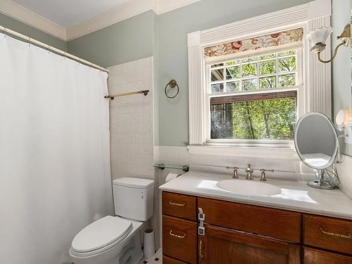 44 High St, Brookline Village