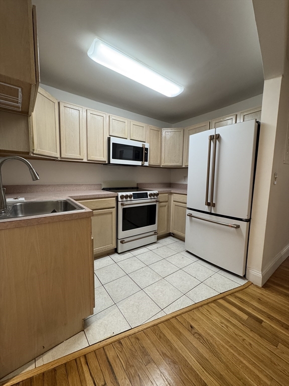 85 E Brookline St, South End