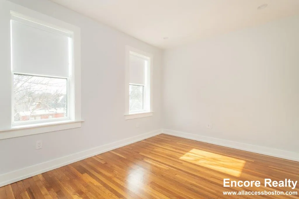 16 Forest St, Baldwin