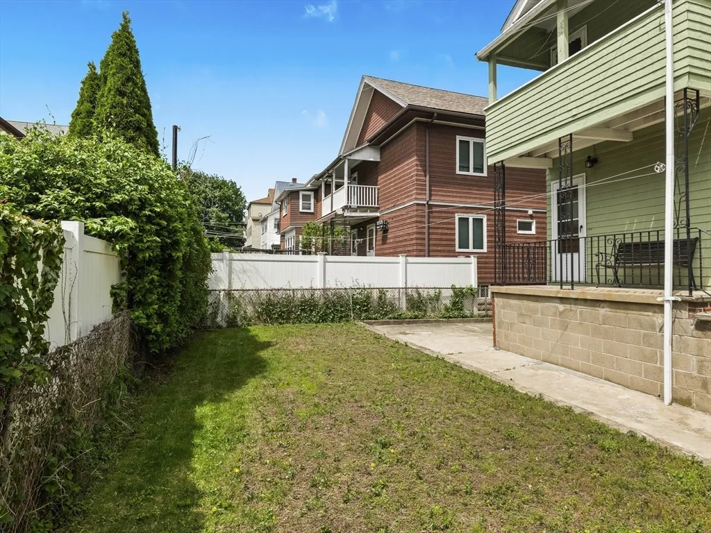 35 Wright Ave, South Medford