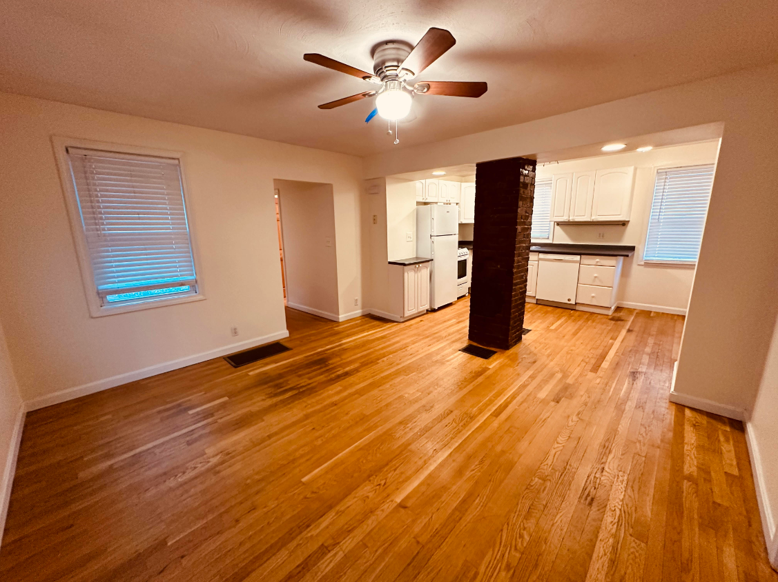 8 Alberta Ter, North Cambridge