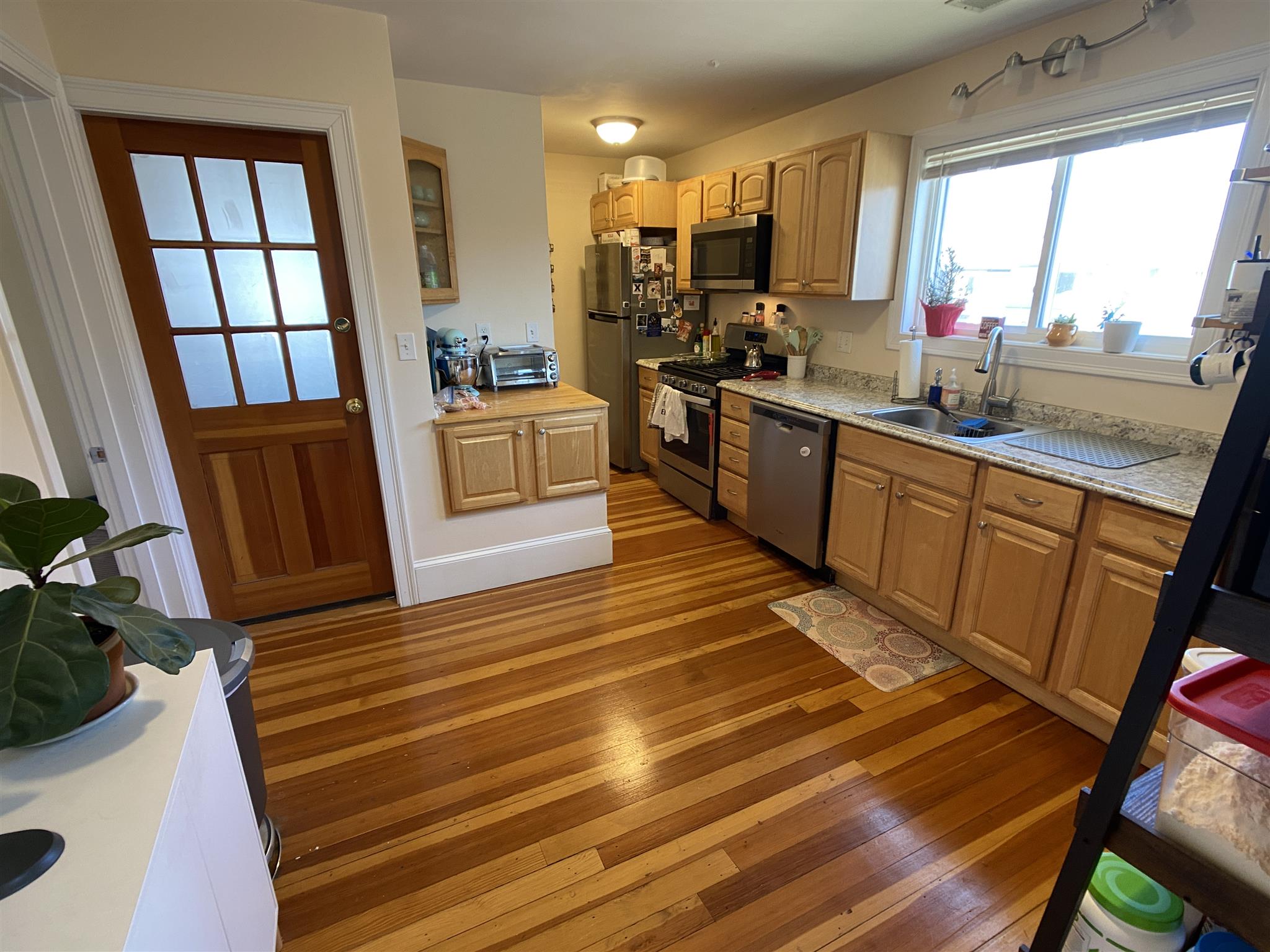 107 Yale St, South Medford