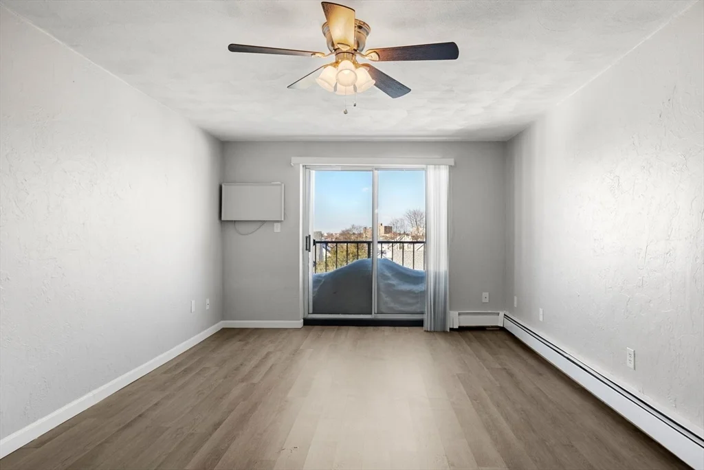 22 Irving St, Glendale