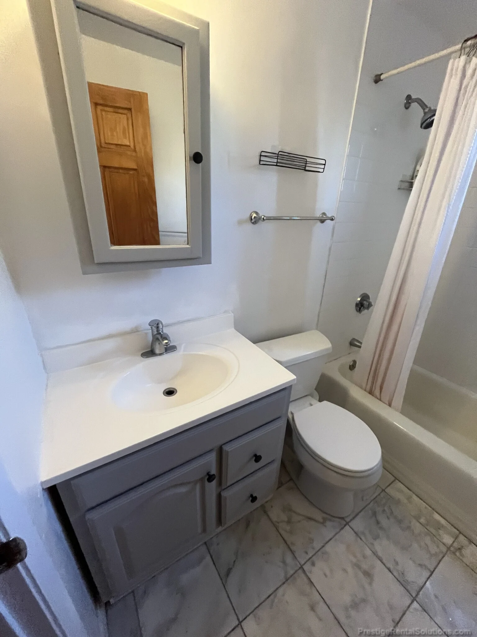 2 Winthrop St, Watertown