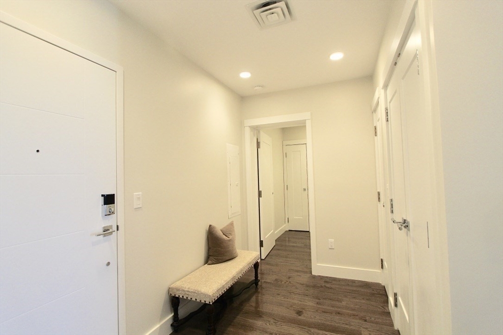 434 Mcgrath Highway, Prospect Hill