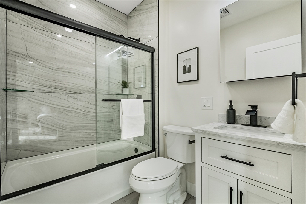 147 Jefferson Ave, Everett