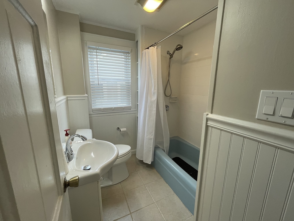 14 Lawn Ave, Quincy Point