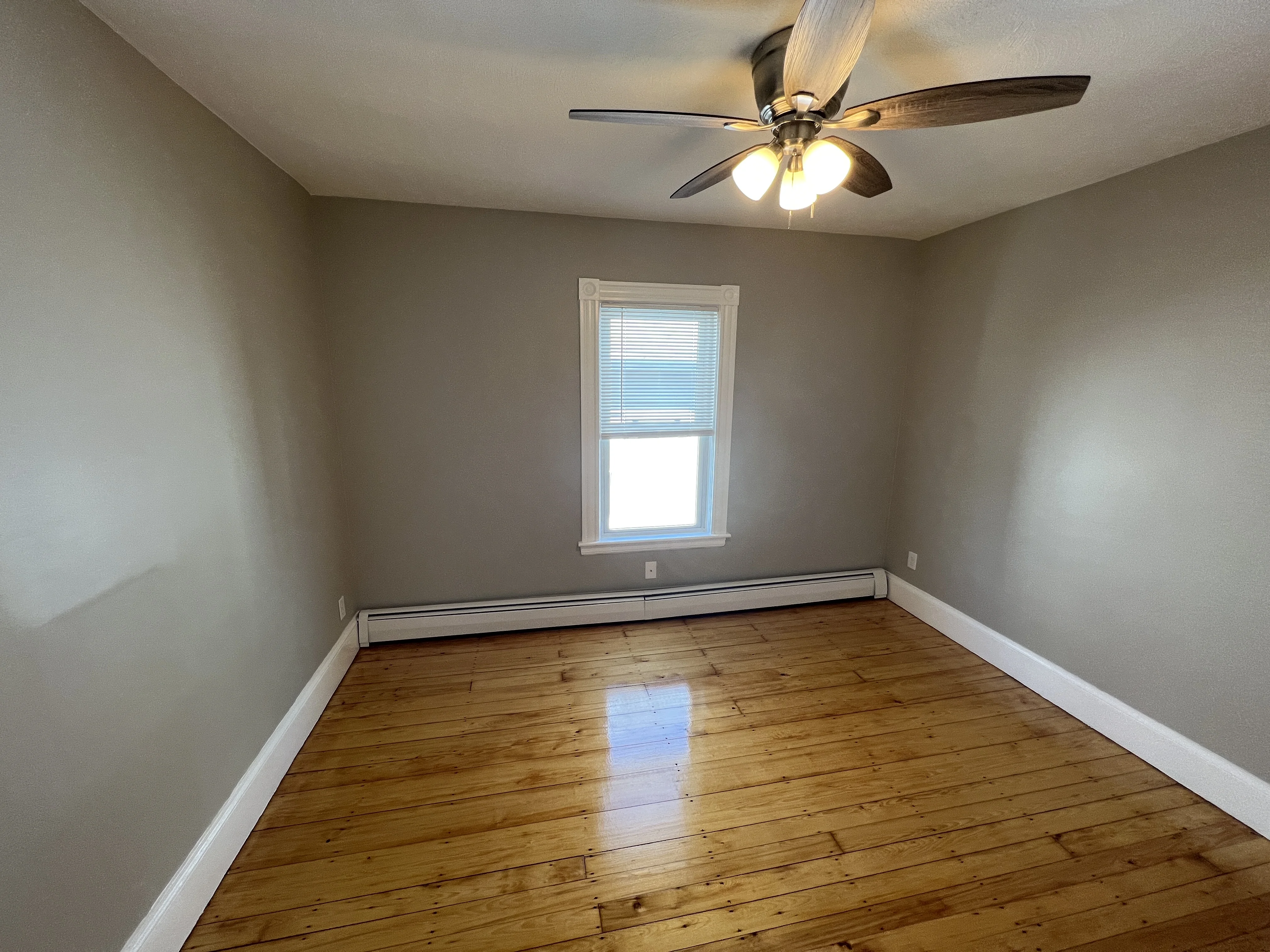 2 Gilman Ter, Winter Hill