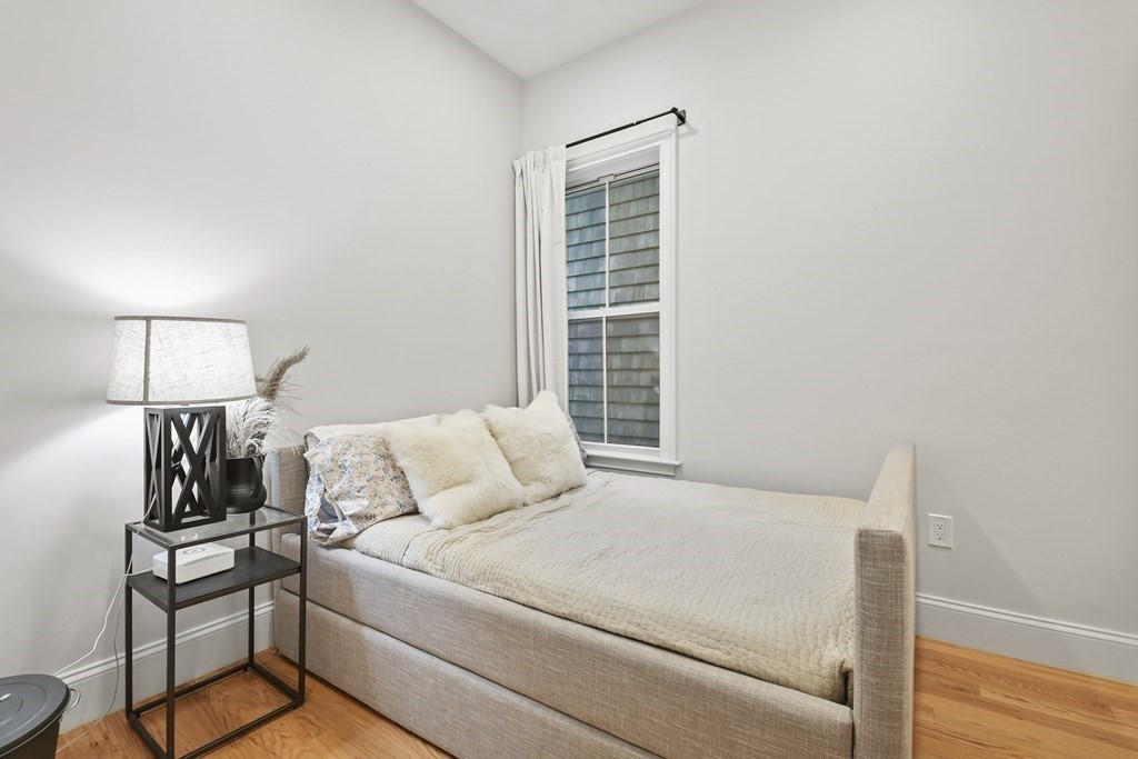 226 Saratoga St, East Boston