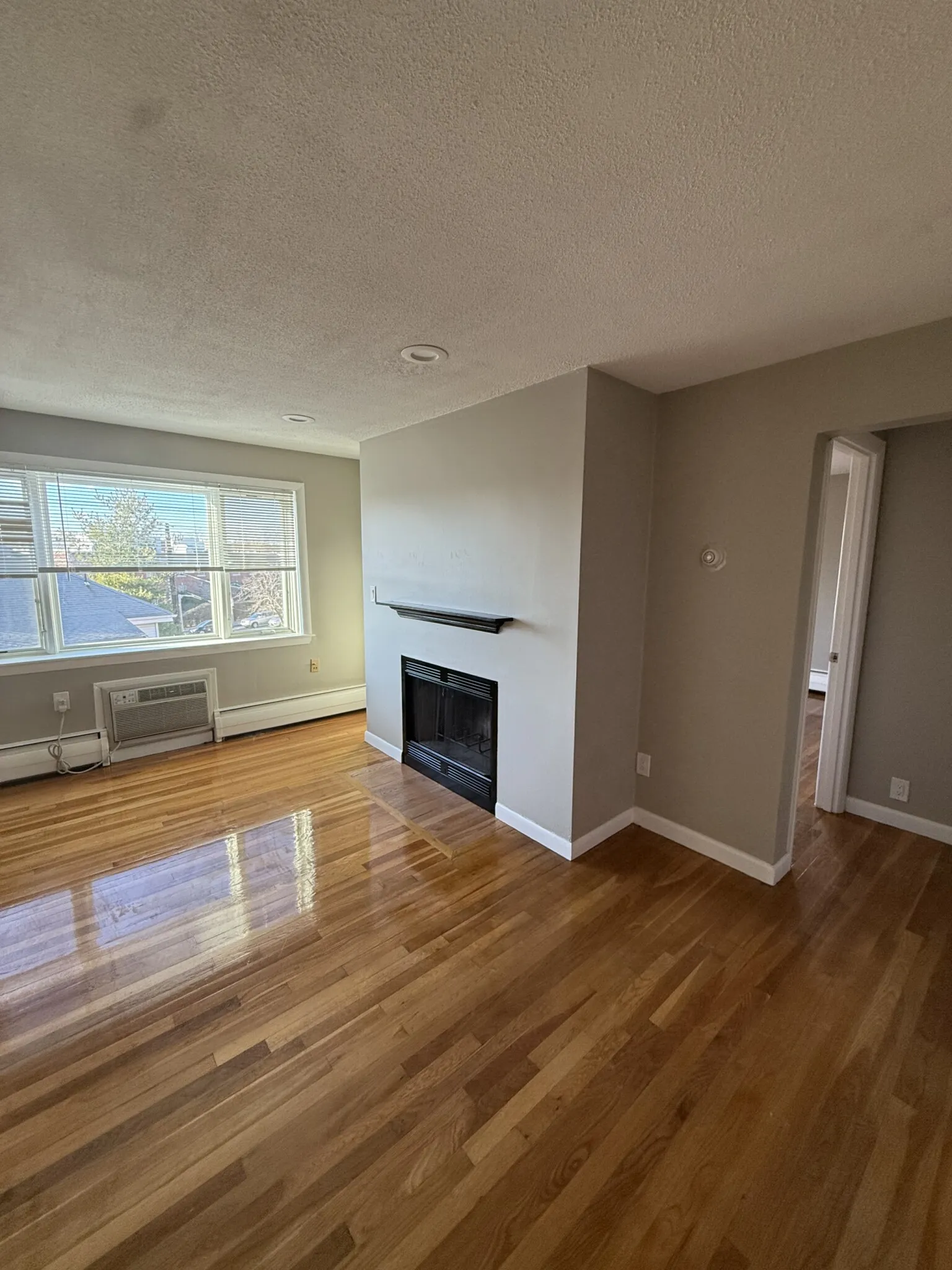 50 Evergreen St, Jamaica Plain