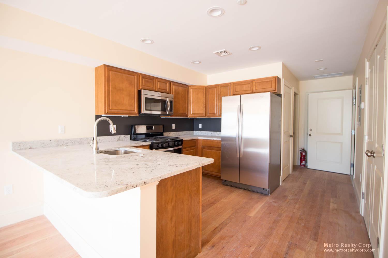 5165 Washington St, West Roxbury