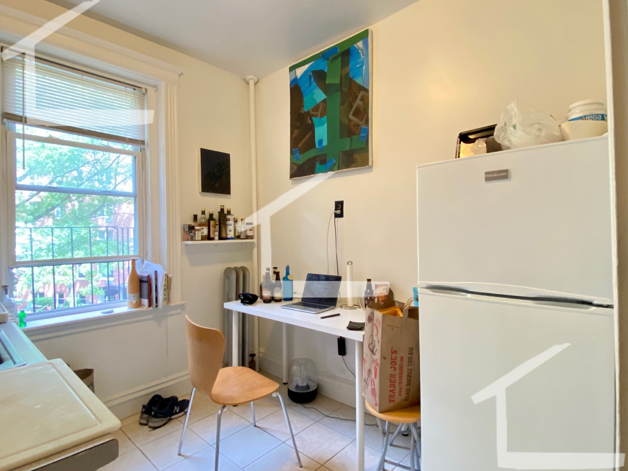 6 Camelot Ct, Brighton