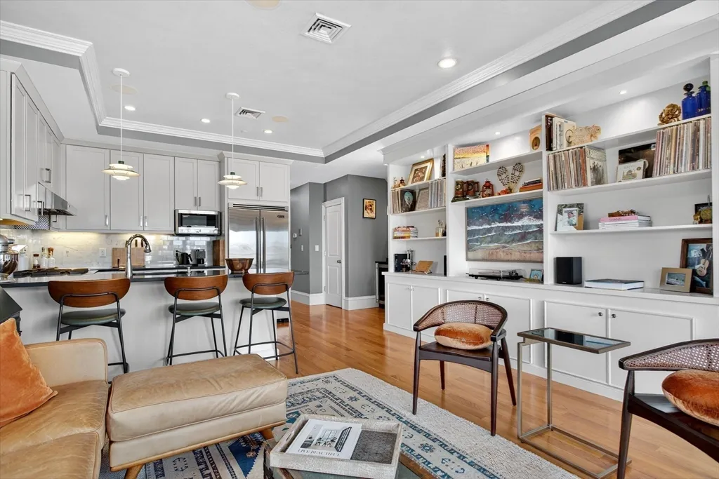 862 East 2nd St, South Boston