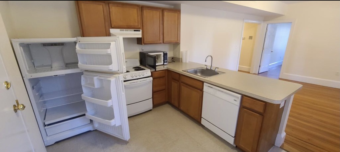 881 Massachusetts Ave, Central Square