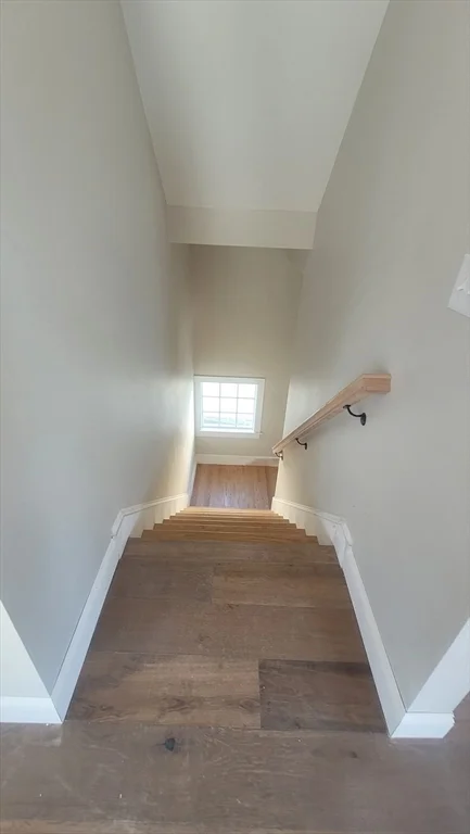 27 Amaranth Ave, Medford