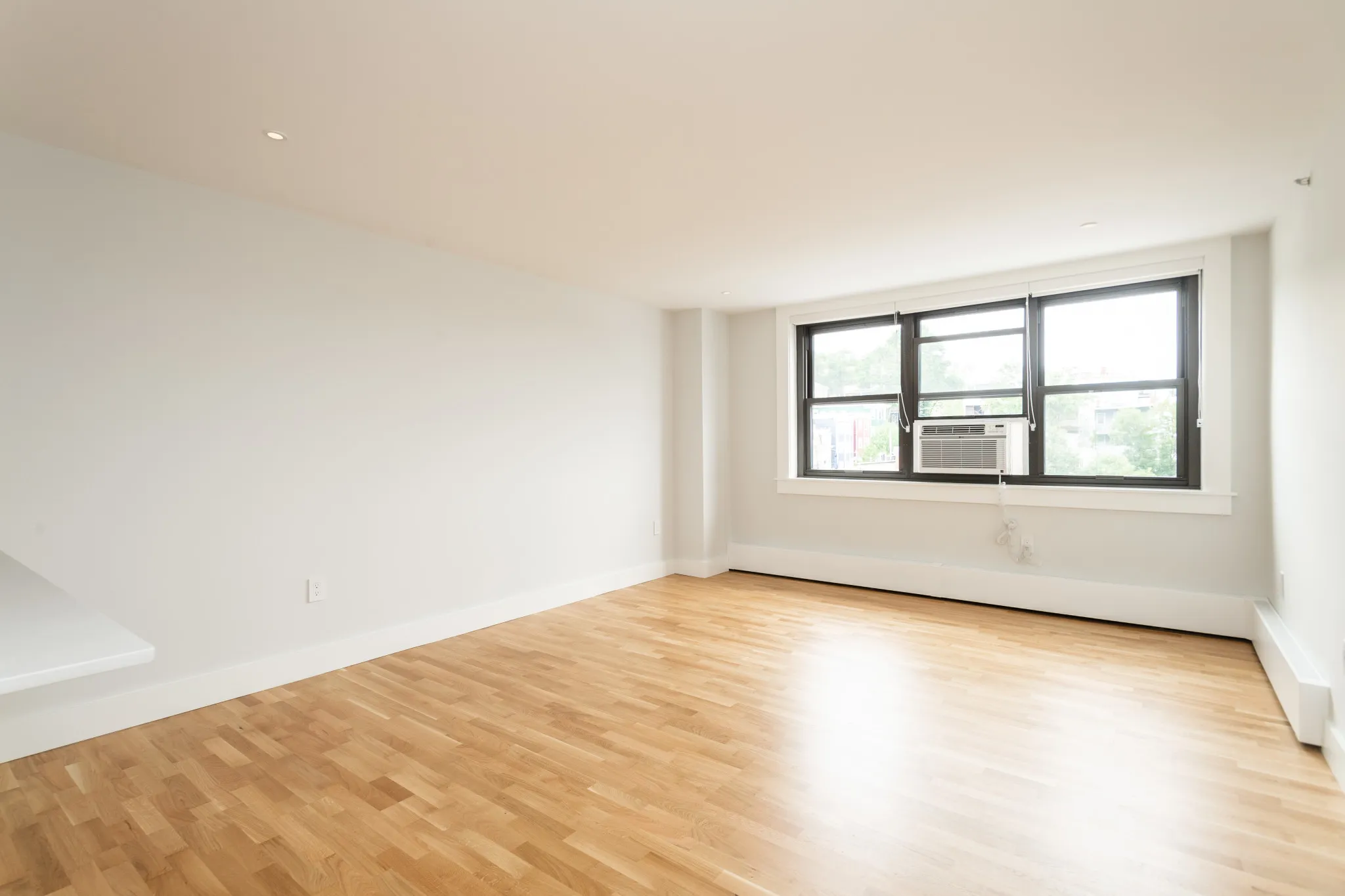 1410 Columbia Rd, South Boston