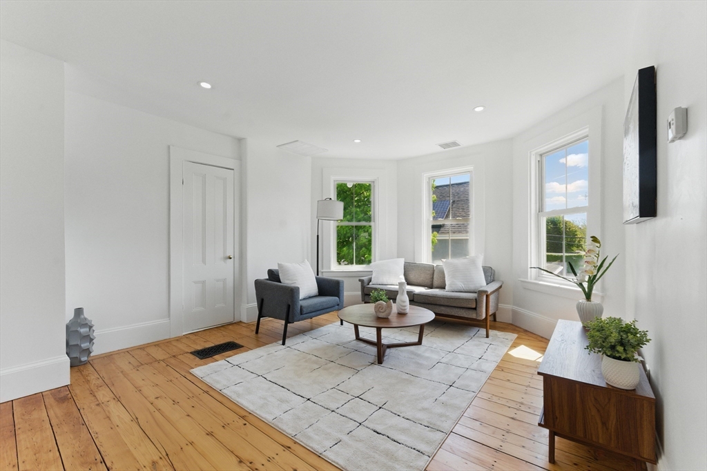 80 Shirley St, Winthrop