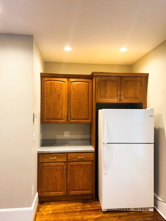 65 Chestnut St, New Bedford