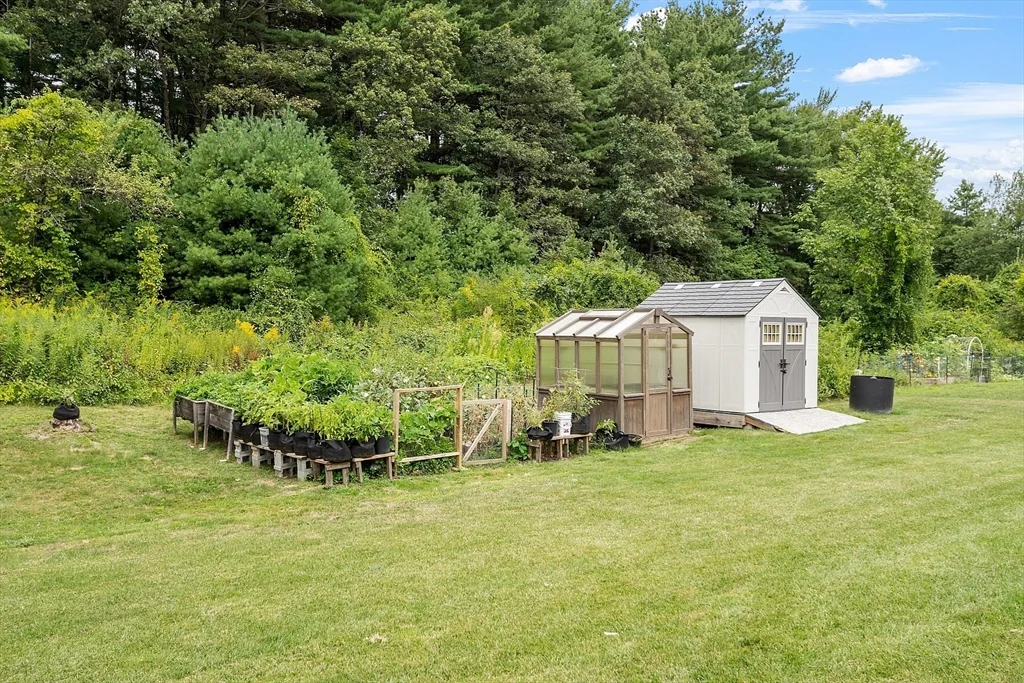 27 Spring Rd, Westborough