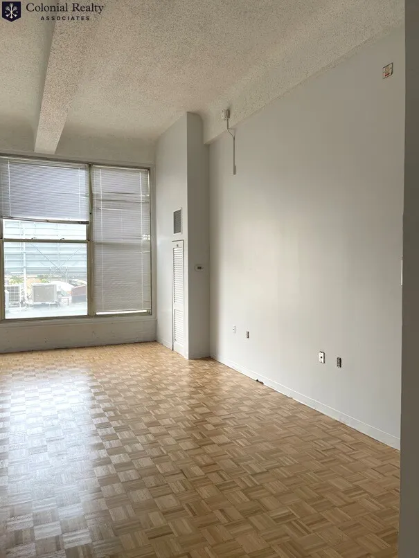 61 Brookline Ave, Fenway