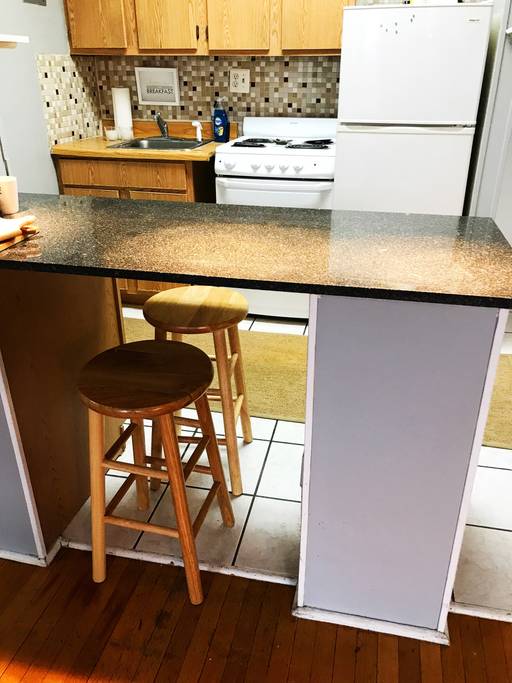 879 Beacon St, Fenway