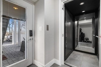 202 Rawson Rd, Brookline