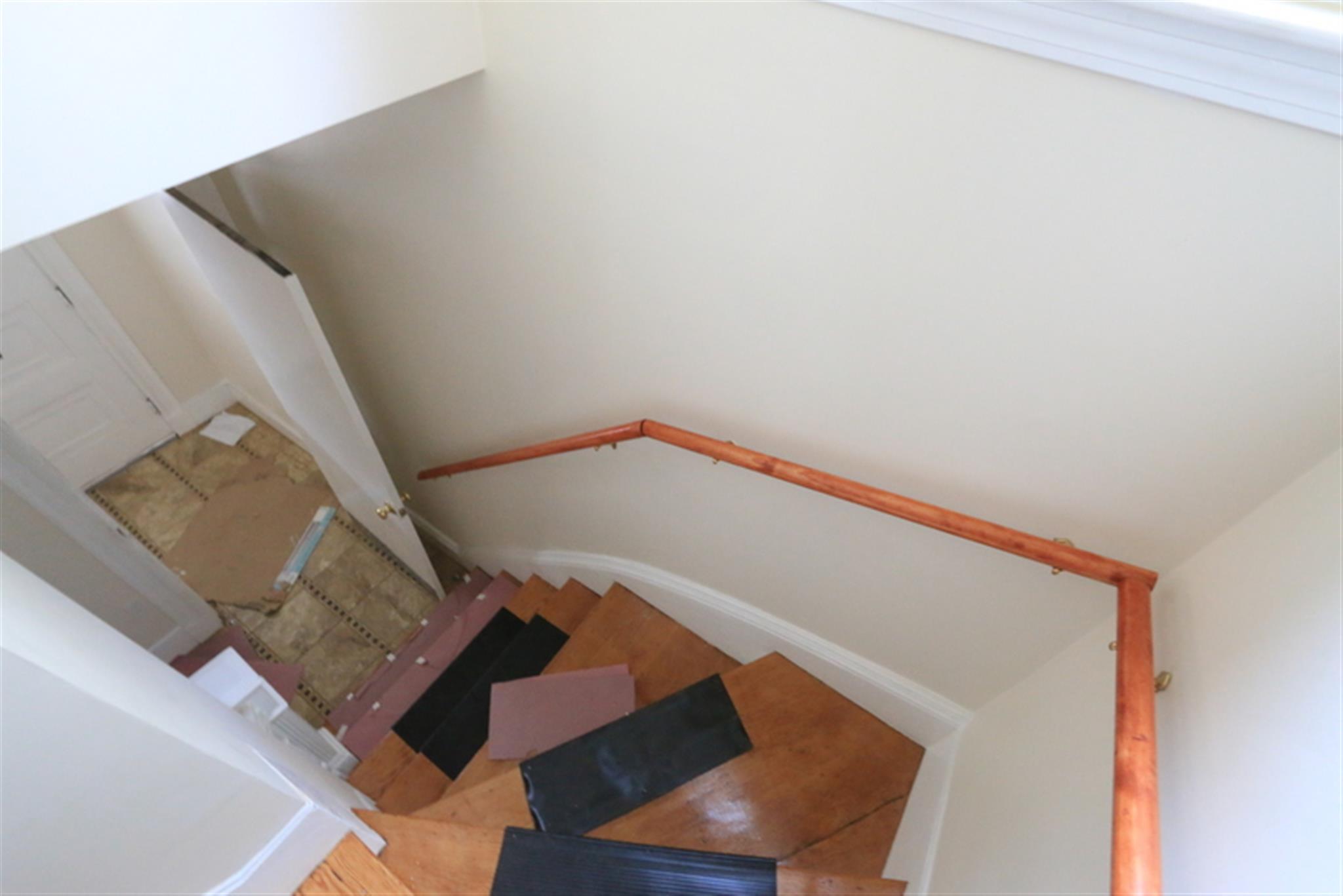 14 Bay State Ave, Powder House Square