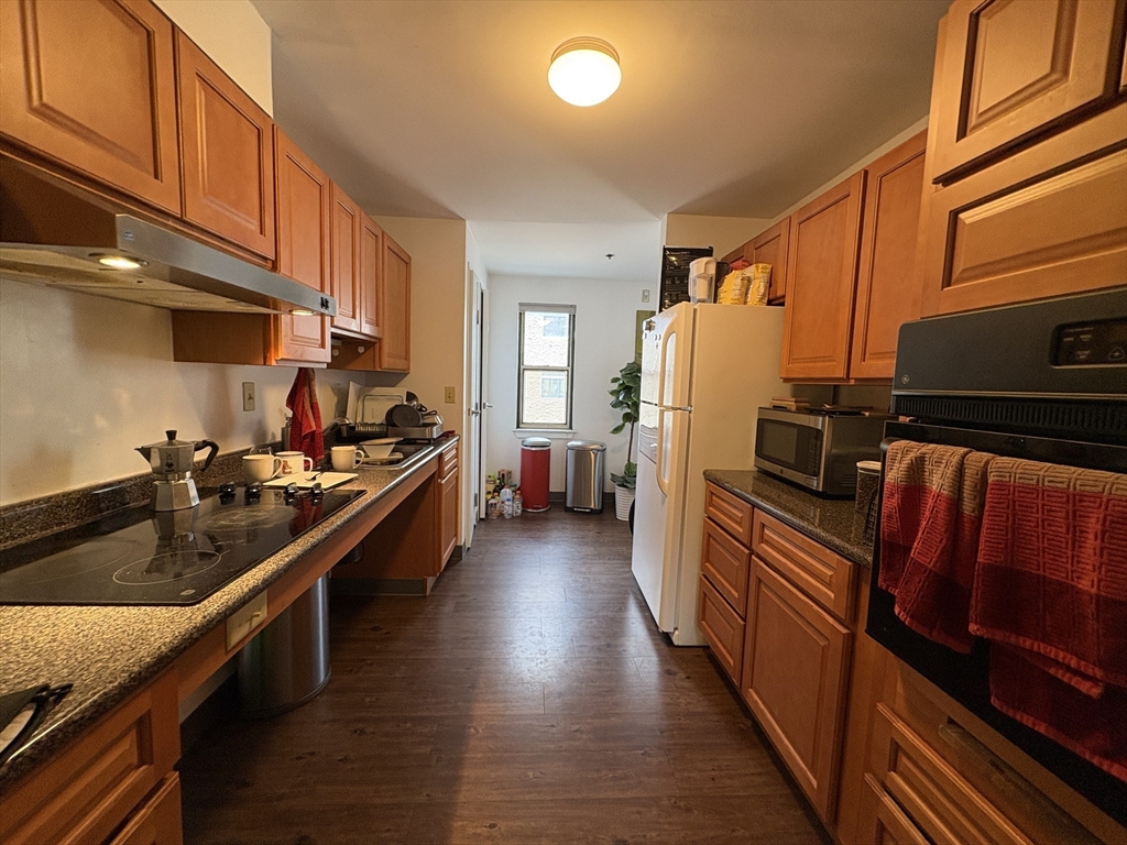 888 Washington St, Chinatown