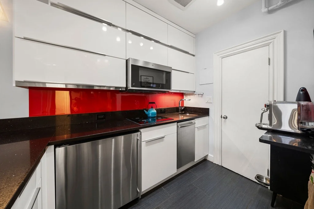 165 Beacon St, Back Bay