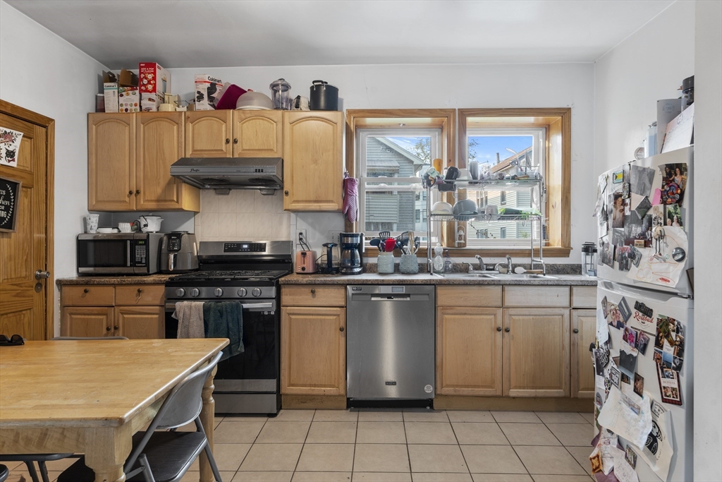 70 Empire St, Lower Allston