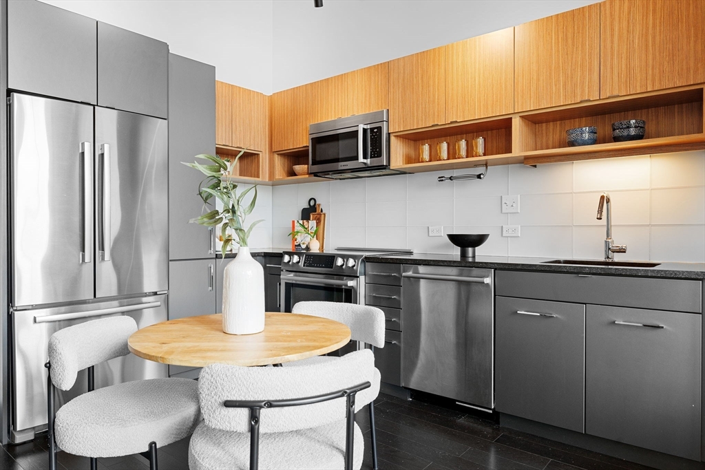 319 A St, South Boston