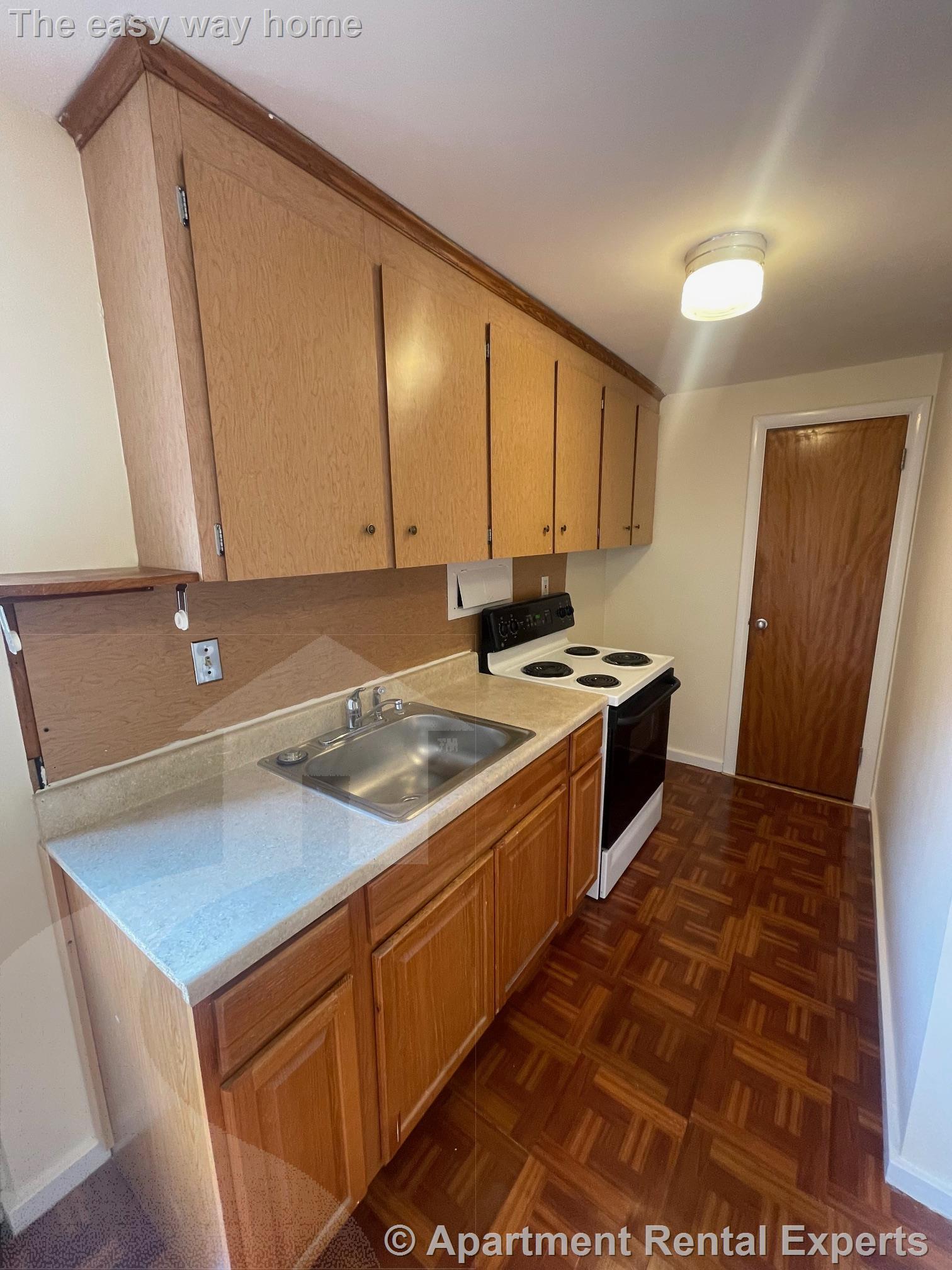 276 Massachusetts Ave, East Arlington