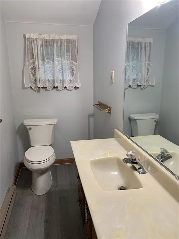 670 Eastside Rd, Wrentham