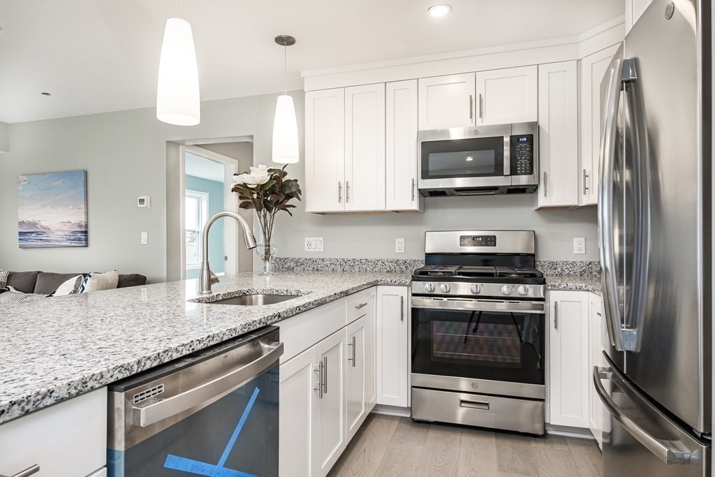 450 American Legion Hwy, Revere