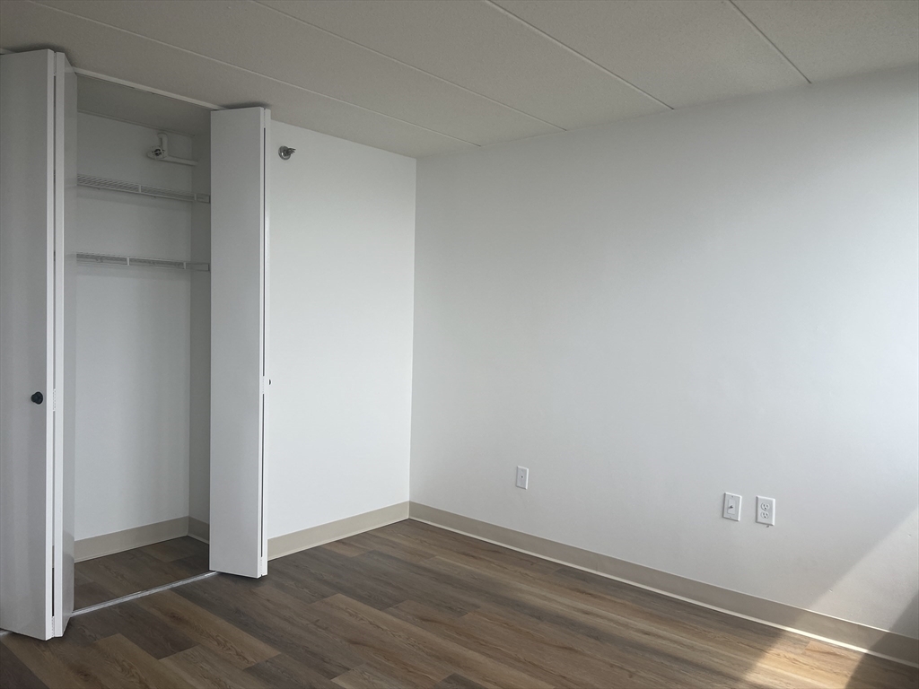 1 Pond St Fort Heath, Winthrop