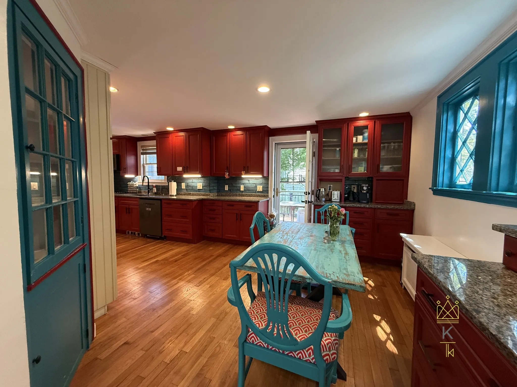 36 Risley Rd, Chestnut Hill