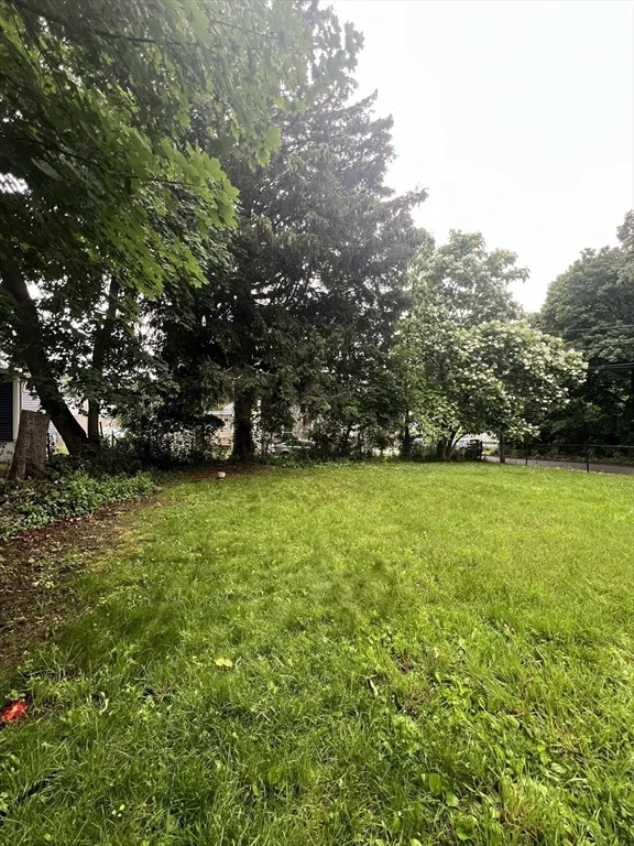 59 Dewey Rd, Braintree