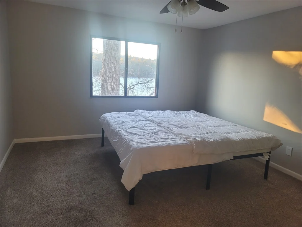 30 Thayer Pond Dr, Oxford