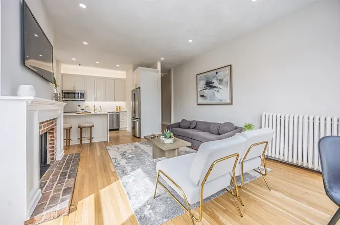 411 Marlborough St, Back Bay