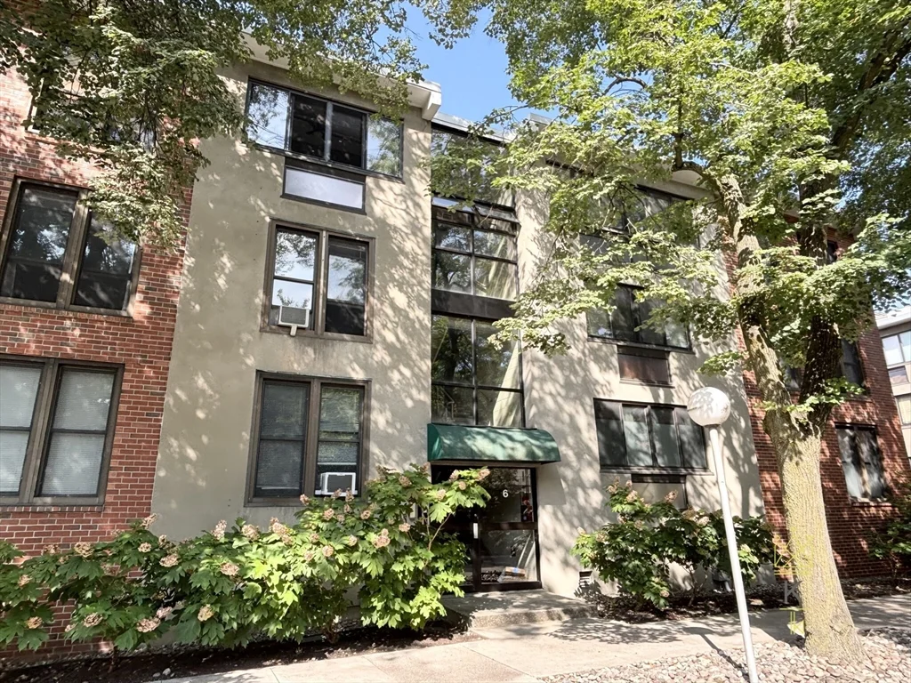 6 Juniper St, Brookline Village