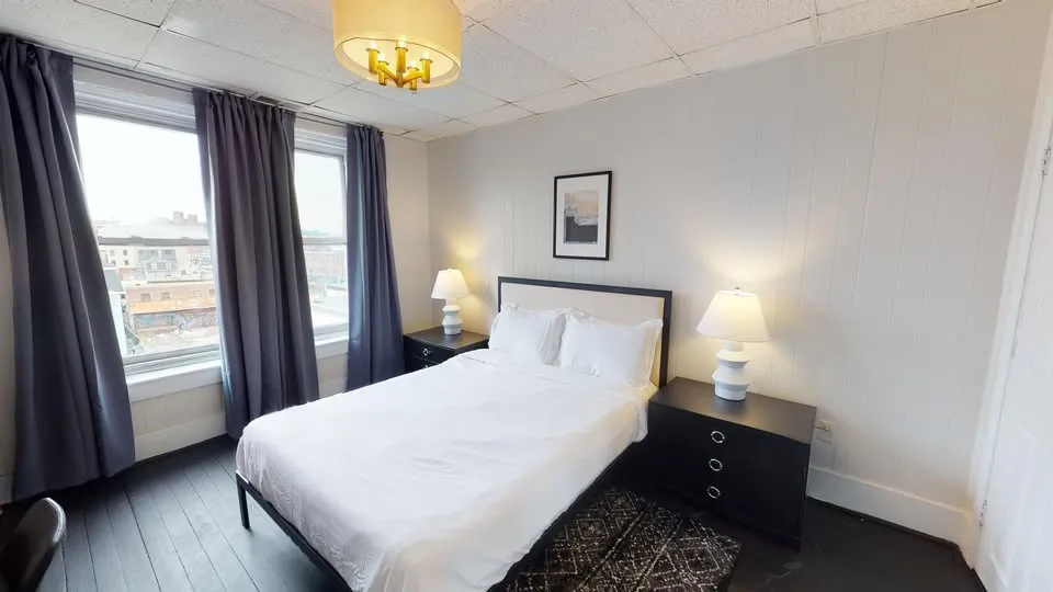 7 Linden St, Allston