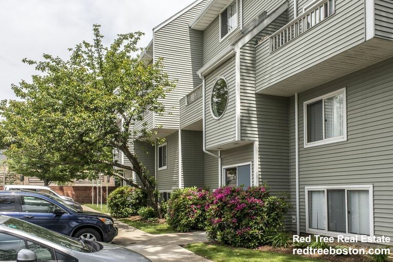 144 North Beacon St, Brighton